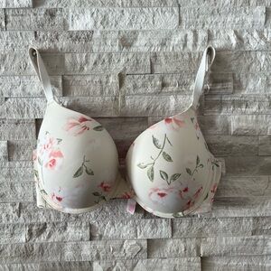 Victoria's Secret Cream T-Shirt Bra with Pink Floral Print